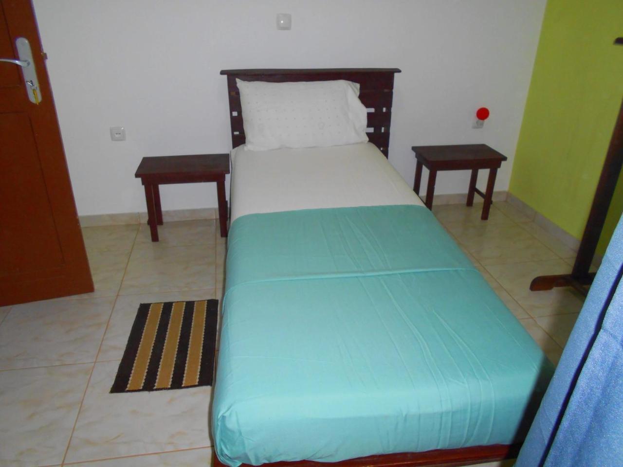 Guest House Frontera Pinto Esterno foto